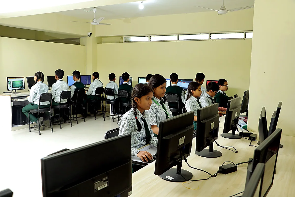 Kasturi College BIT programming computer laboratory